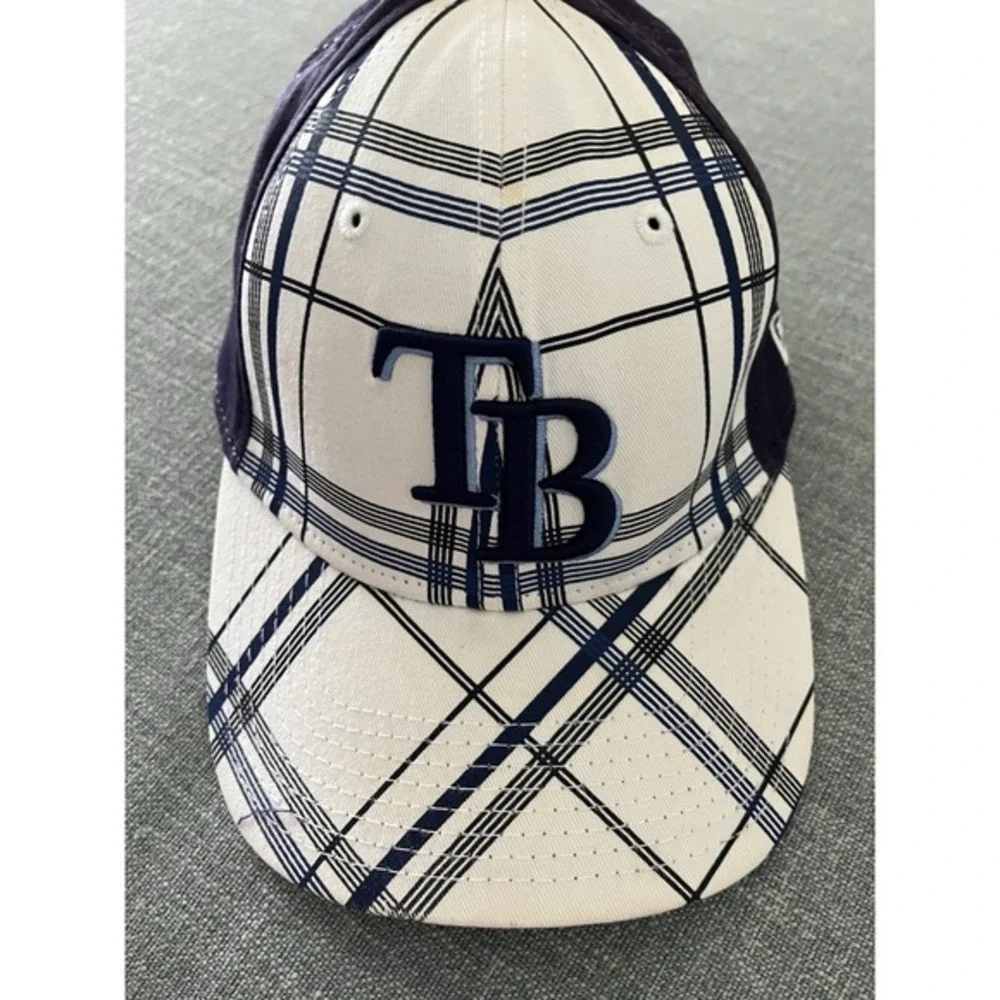 New Era 39THIRTY Tampa Bay Rays MLB Plaid Stretch Fit Hat Navy White Med-Large